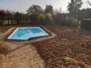 Aménagement exterieur et pose d’une piscine à Fay de Bretagne